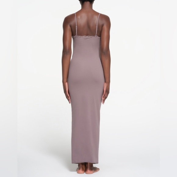 Skims Fits Everybody Lace Long Slip Dress Zinc size Medium NWT Limited Edition - Picture 3 of 10